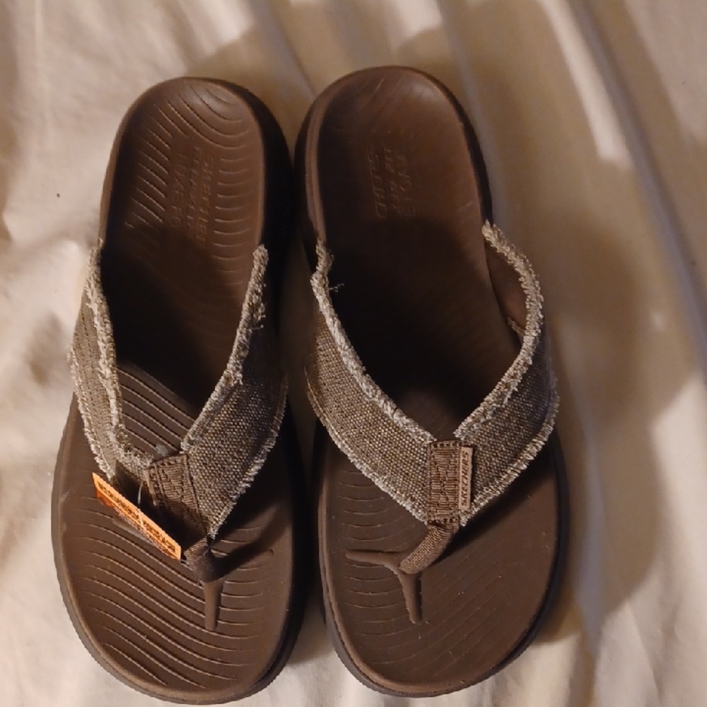 Brown Flip Flop Skechers Relaxed Fit With Luxe Foam
